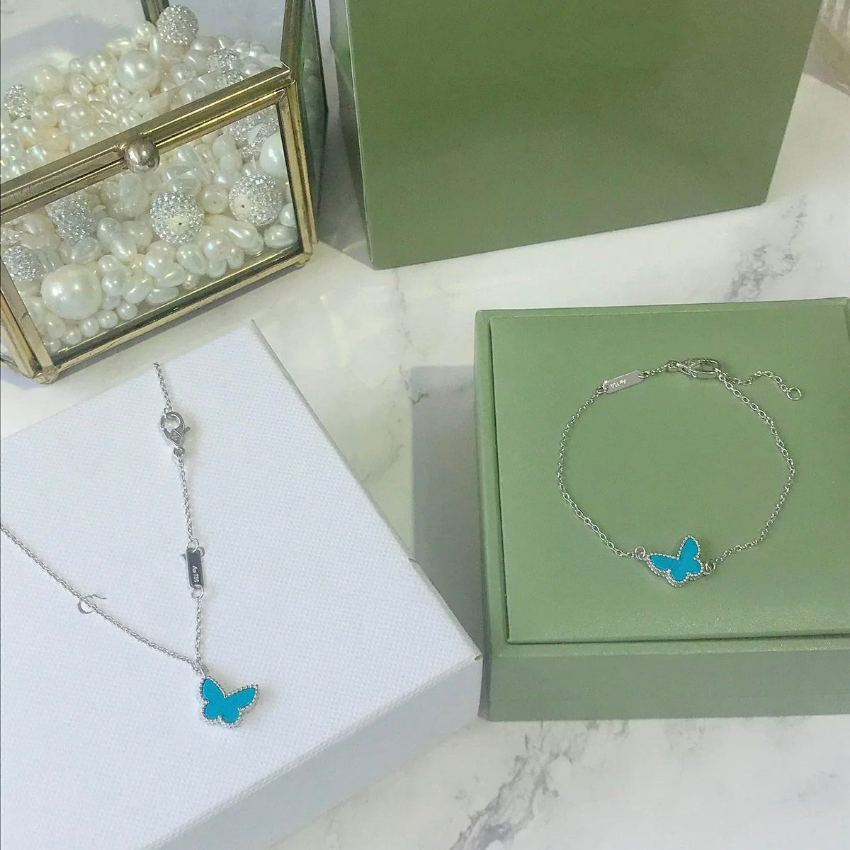[Garvey ]BUTTERFLY TURQUOISE BUTTERFLY BRACELET SILVER
