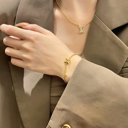 [Garvey ]LOGO STAR MOTIF GOLD BRACELET
