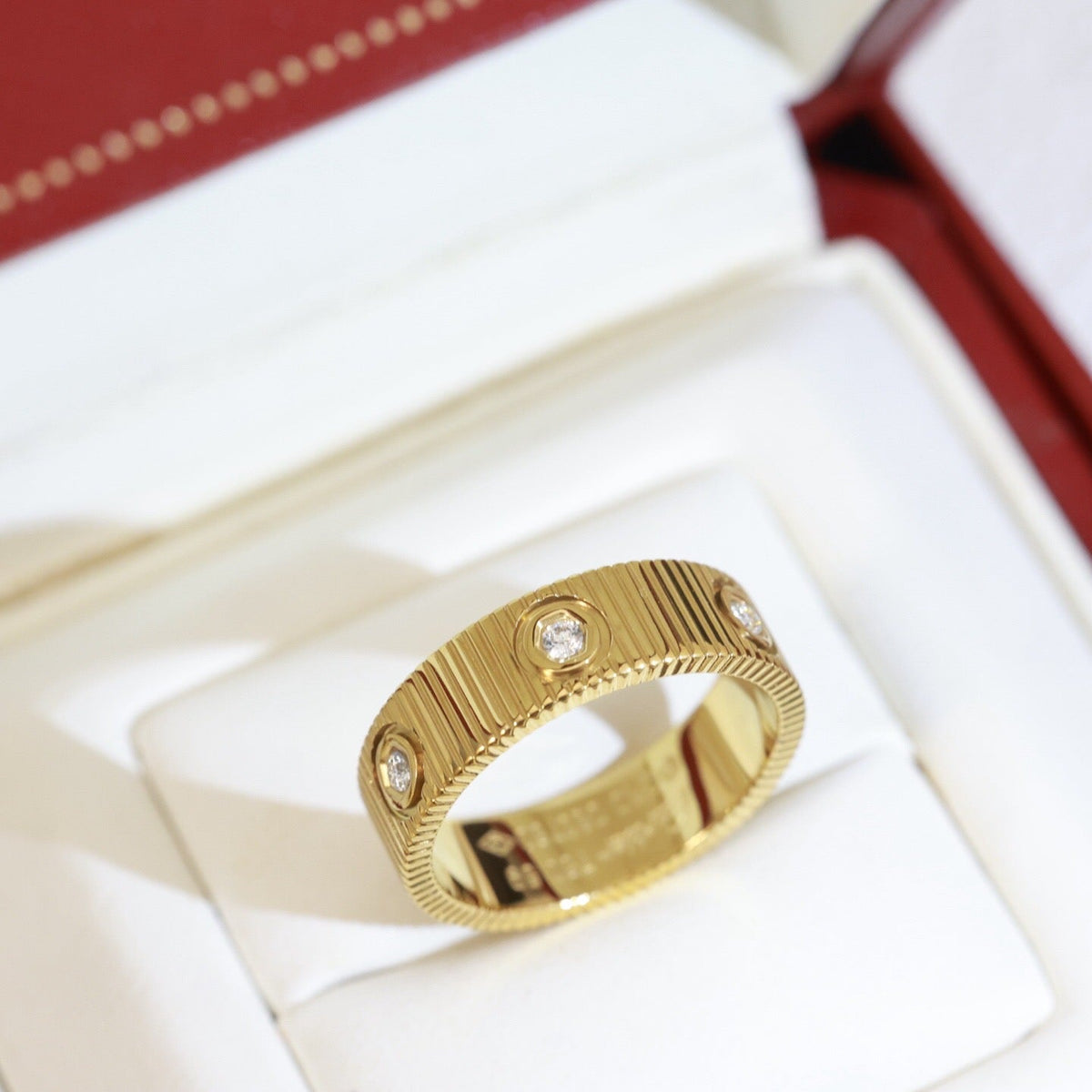 [Garvey]LOVE 6.5MM UNLIMITED 6 DIAMONDS RING