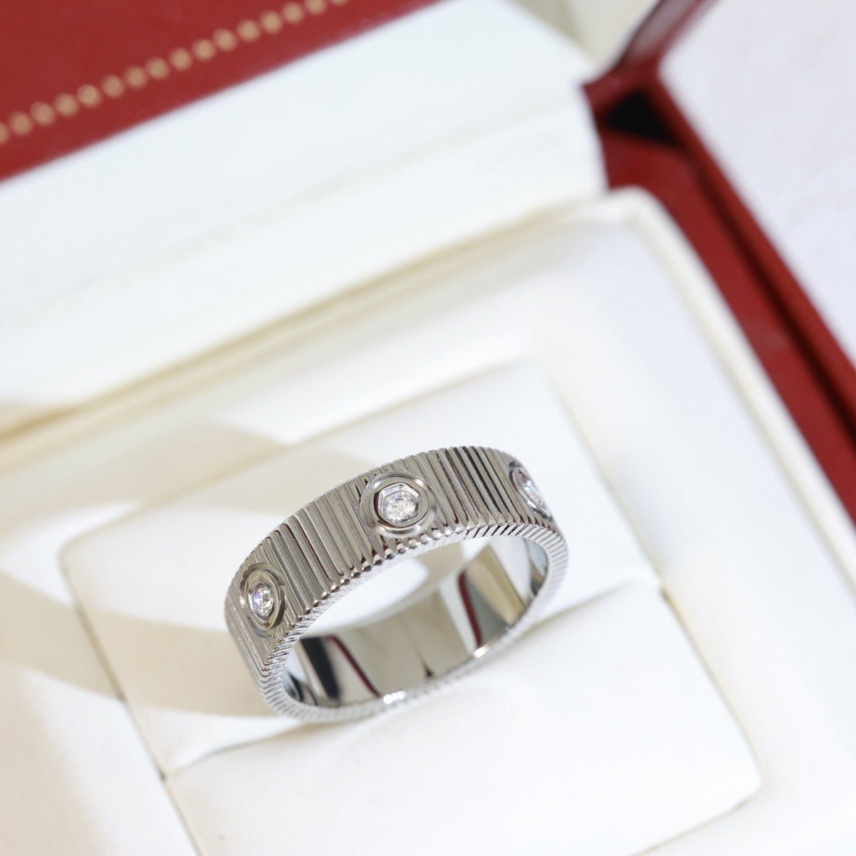 [Garvey]LOVE 6.5MM UNLIMITED 6 DIAMONDS RING