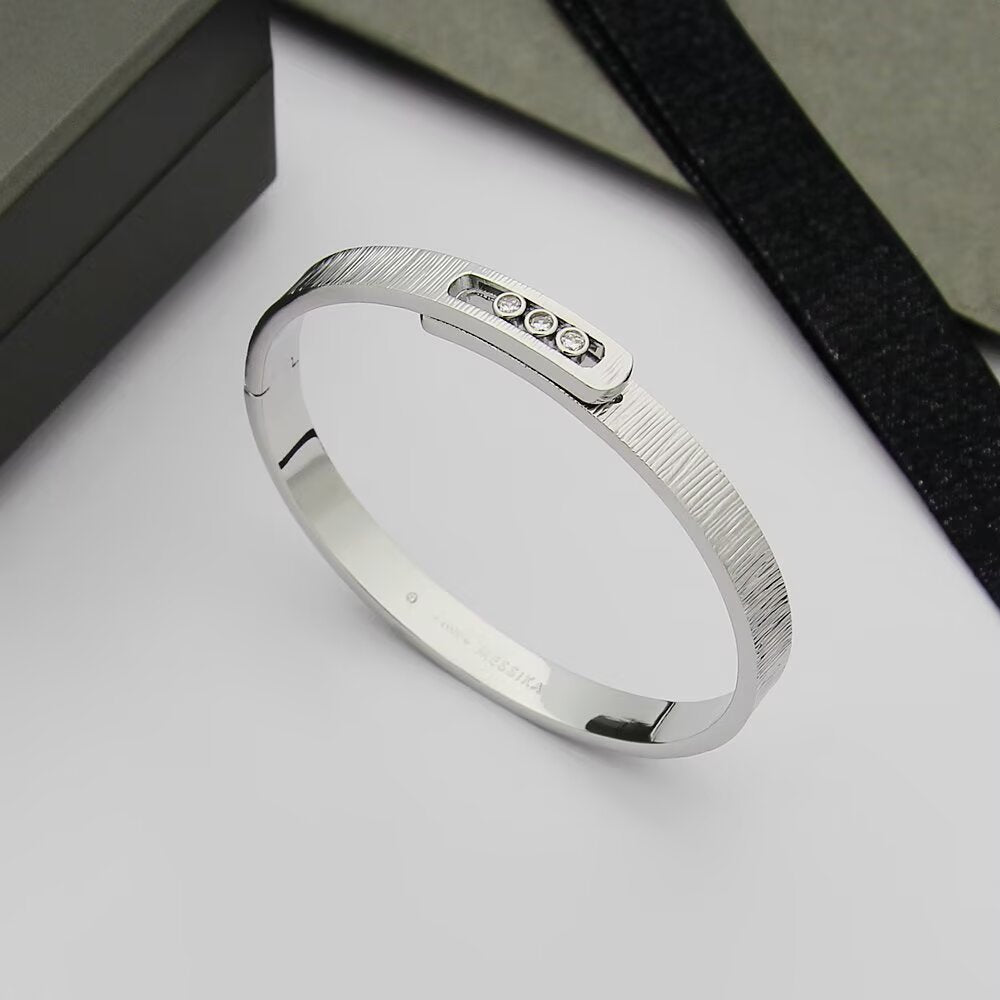 [Garvey]Move Noa Cisel¨¦ bangle