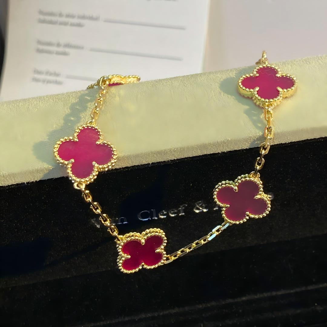 [Garvey]NEW CLOVER 5 MOTIFS PINK ENAMEL BRACELET