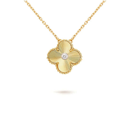 [Garvey]15MM CLOVER FLOWER DIAMOND PENDANT NECKLACE COLLECTION