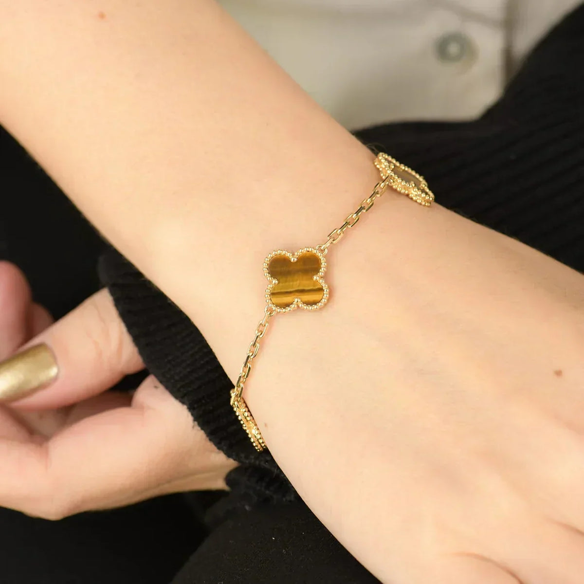[Garvey ] CLOVER 5 MOTIFS TIGER EYE BRACELET COLLECTION