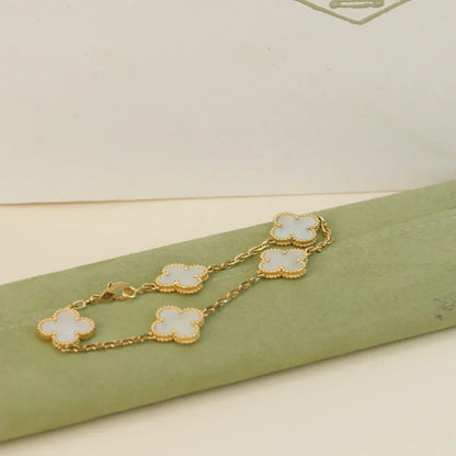 [Garvey ]CLOVER WHITE PEARL MOP 5 MOTIF BRACELET COLLECTION