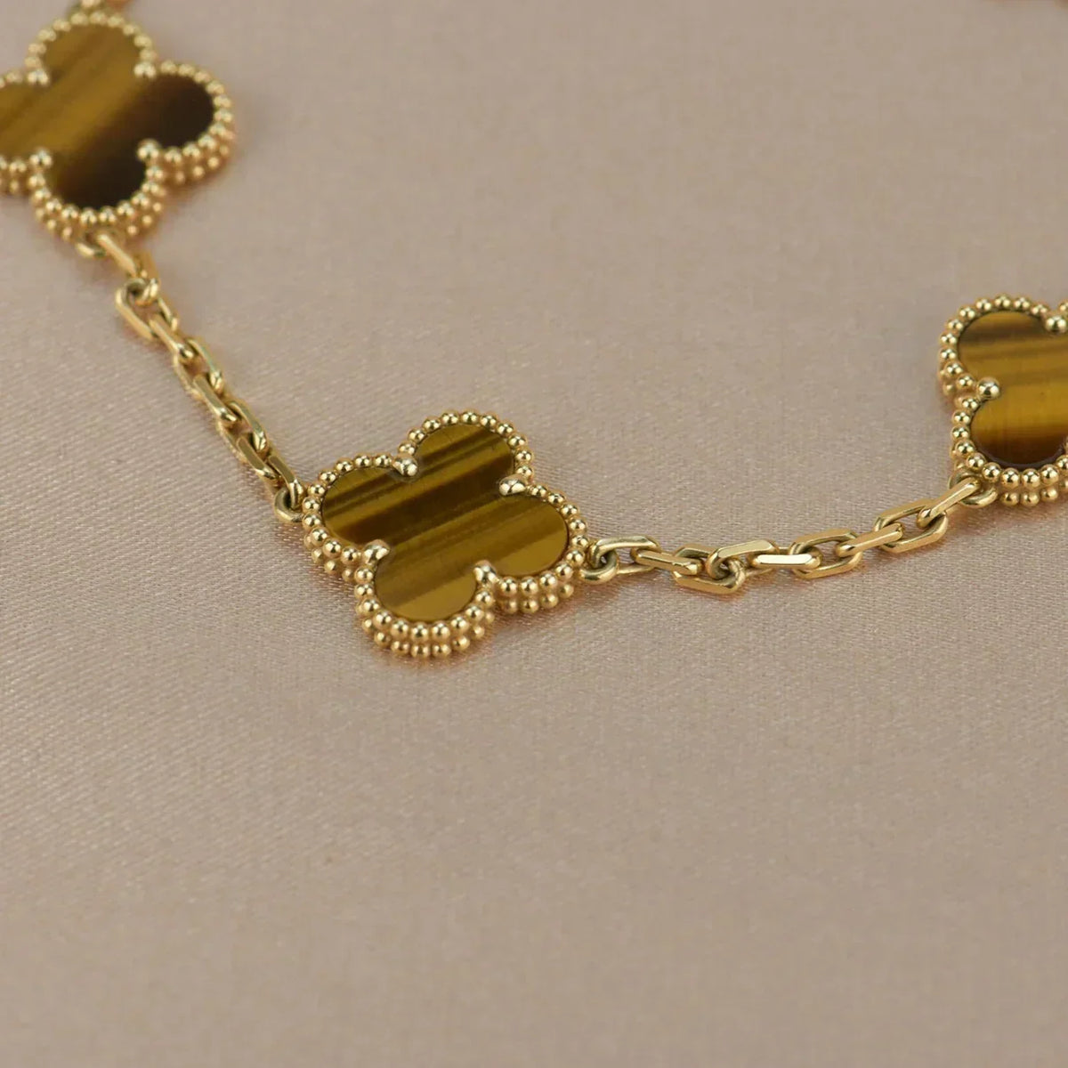 [Garvey ] CLOVER 5 MOTIFS TIGER EYE BRACELET COLLECTION