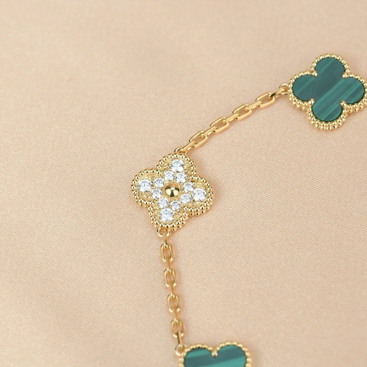 [Garvey ] CLOVER 5 MOTIF MALACHITE BRACELET COLLECTION