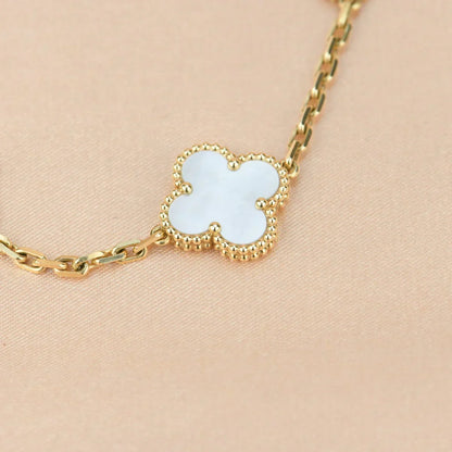 [Garvey ]CLOVER WHITE PEARL MOP 5 MOTIF BRACELET COLLECTION