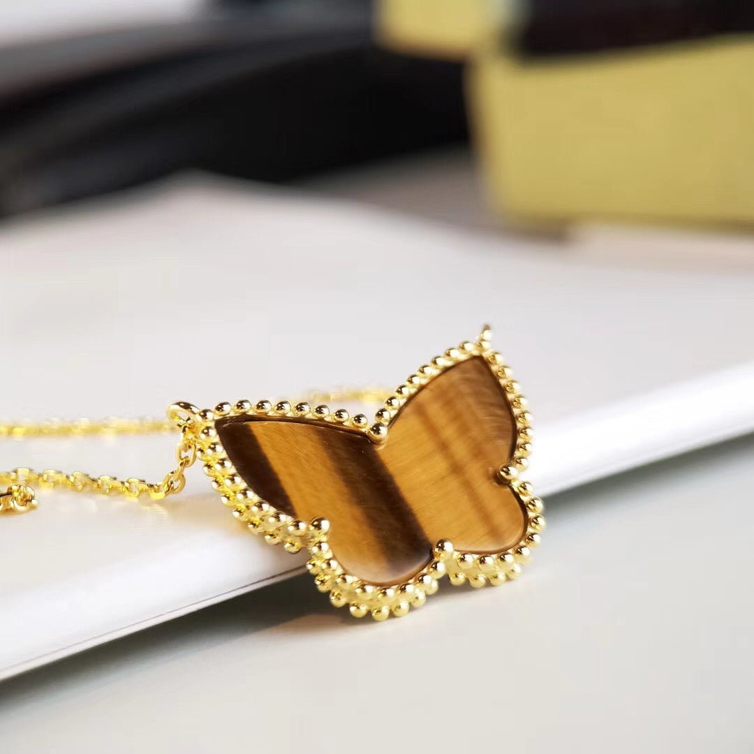 [Garvey ] TIGER__ EYE BUTTERFLY NECKLACE