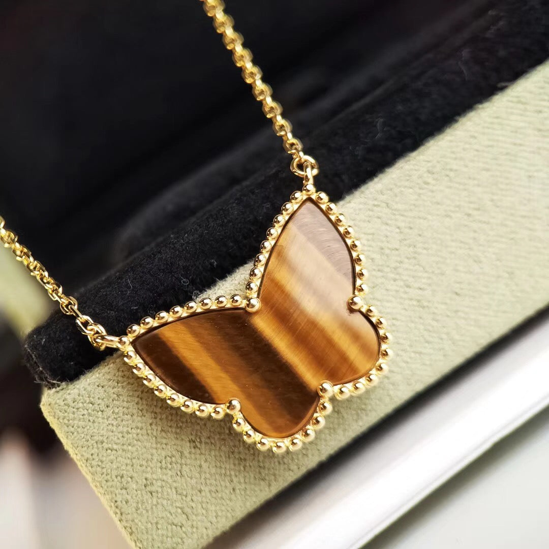 [Garvey ] TIGER__ EYE BUTTERFLY NECKLACE