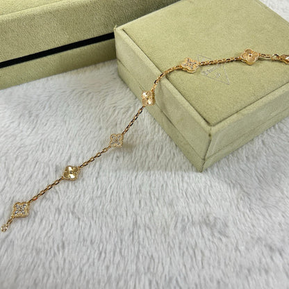[Garvey ]CLOVER 6 MOTIF DIAMOND LASER BRACELET