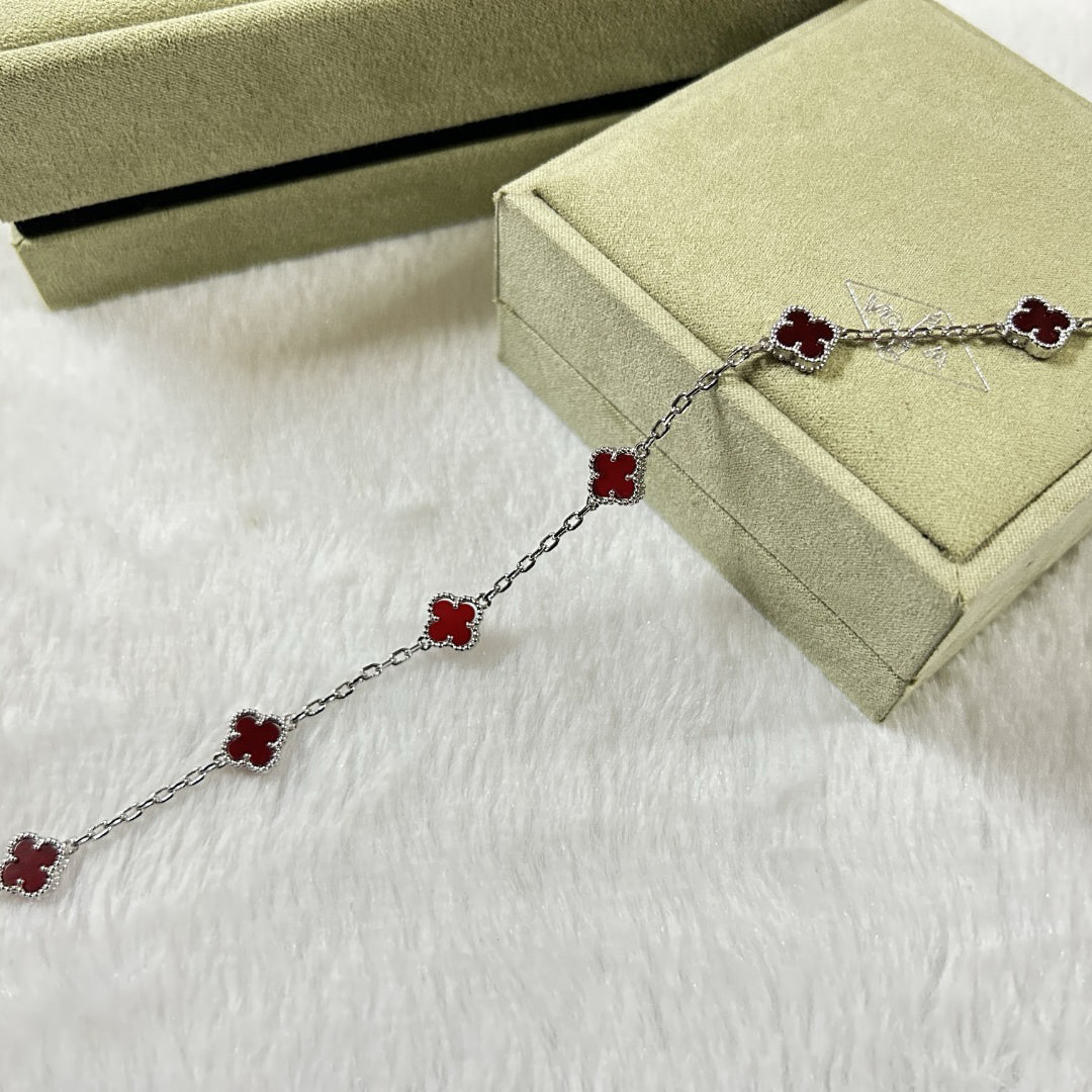 [Garvey ]CLOVER 6 MOTIF RED AGATE BRACELET