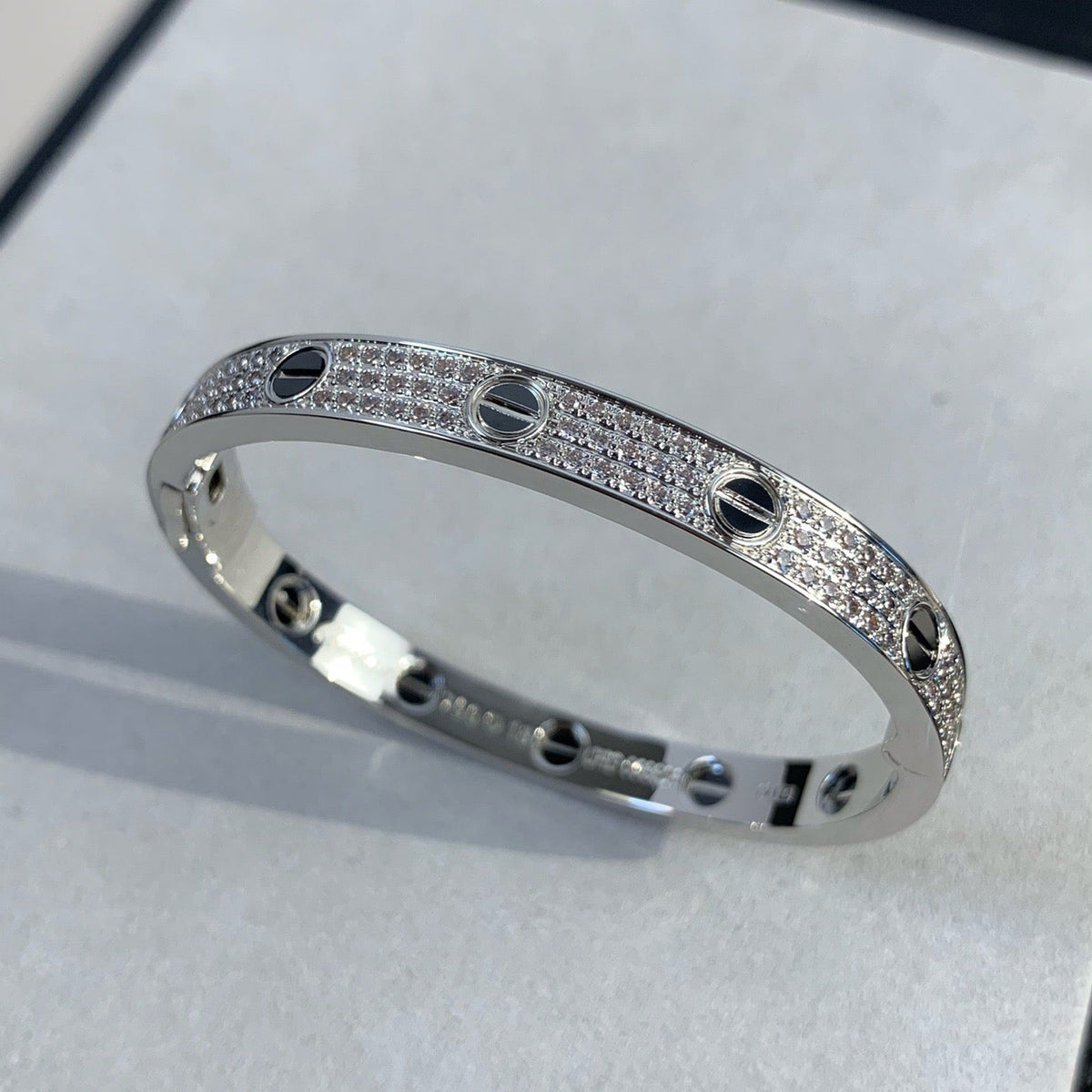 [Garvey ]LOVE BRACELET 6.1MM DIAMOND-PAVED CERAMIC