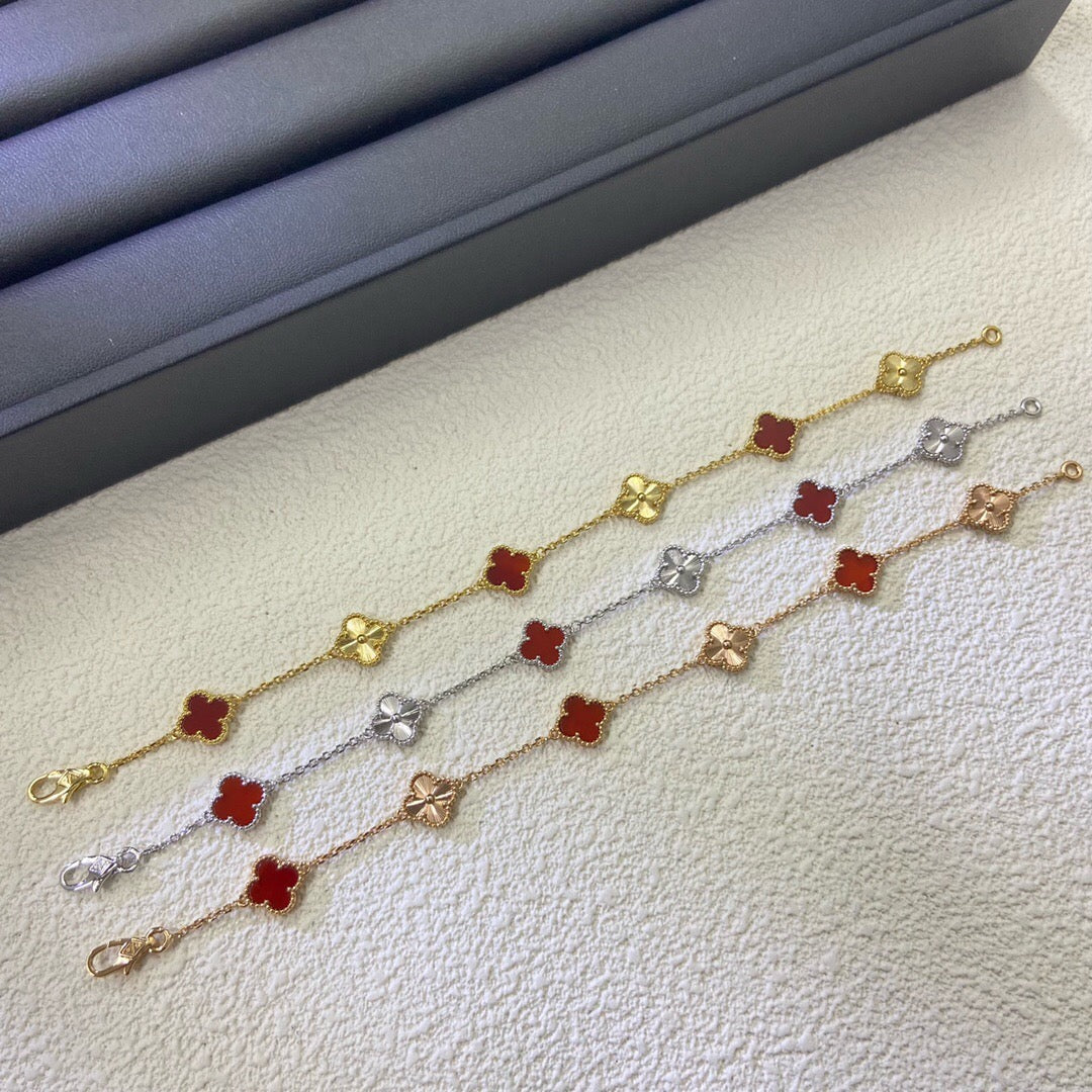 [Garvey ]CLOVER 6 MOTIF RED AGATE LASER BRACELET