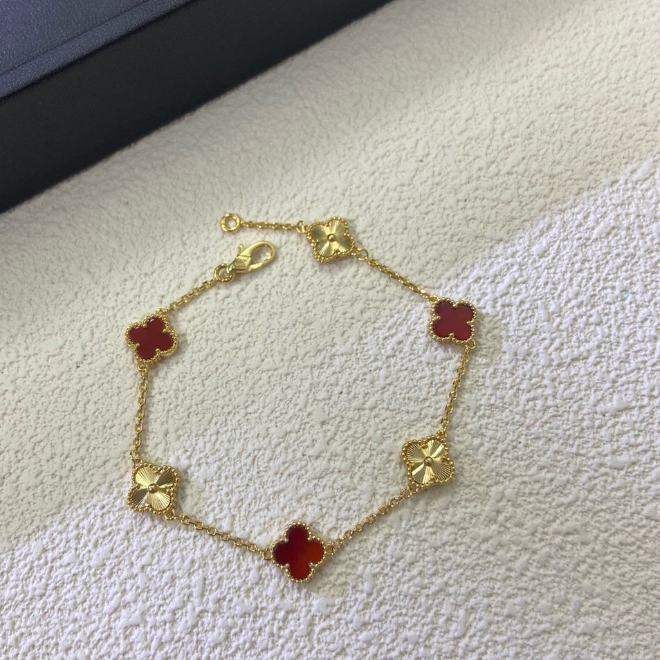 [Garvey ]CLOVER 6 MOTIF RED AGATE LASER BRACELET