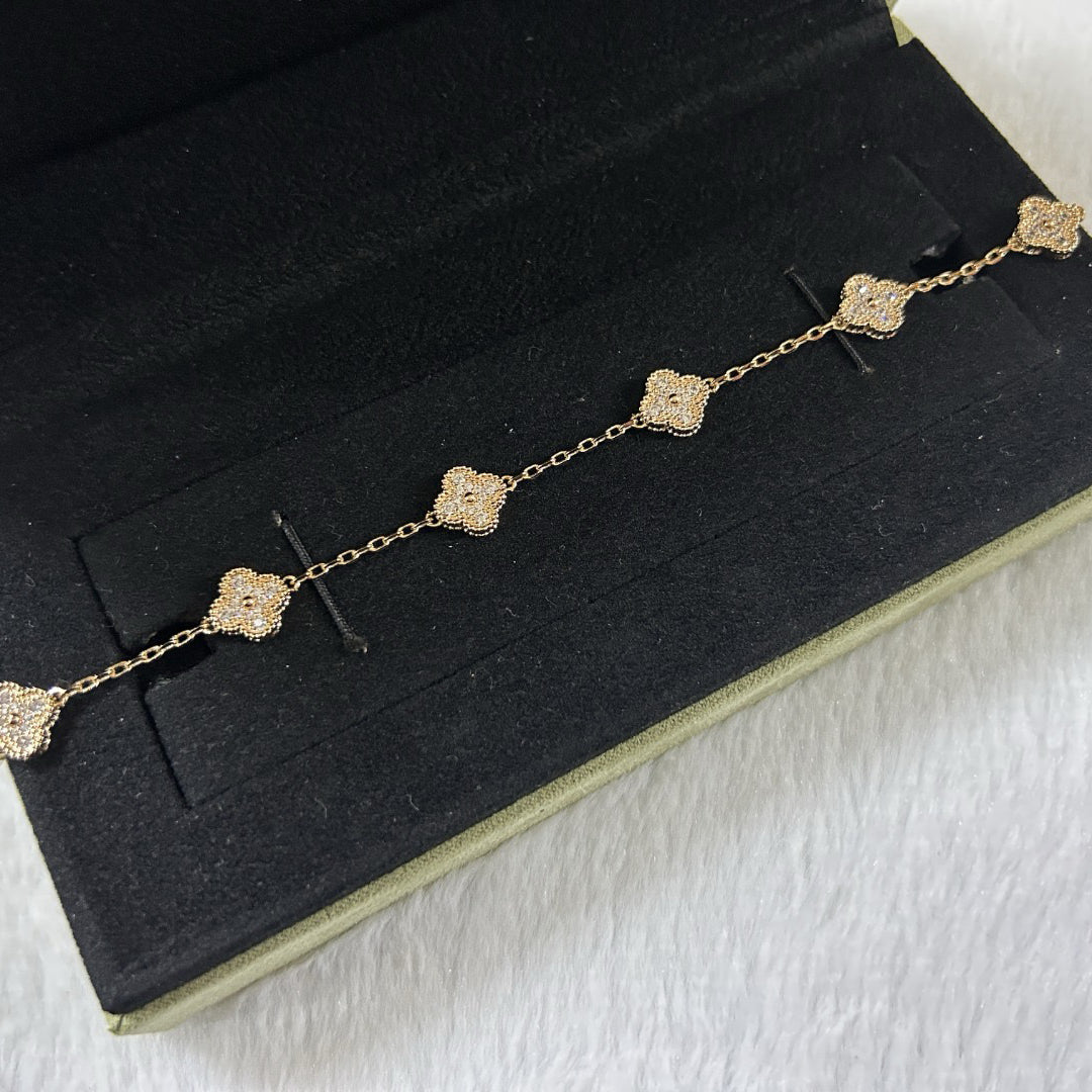 [Garvey ]CLOVER 6 MOTIF DIAMOND BRACELET