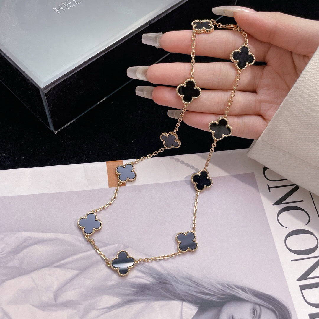 [Garvey ]CLOVER 10 MOTIFS ONYX NECKLACE