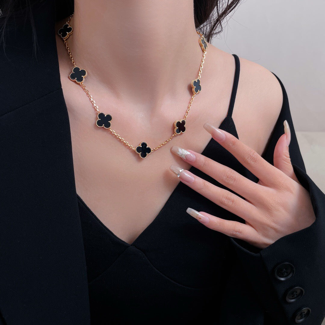 [Garvey ]CLOVER 10 MOTIFS ONYX NECKLACE