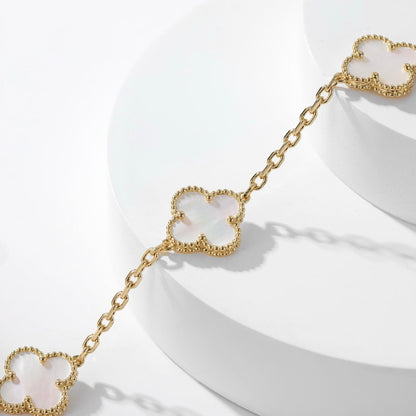 [Garvey ]CLOVER 10 MOTIFS WHITE MOTHER OF PEARL NECKLACE