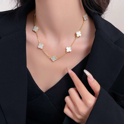 [Garvey ]CLOVER 10 MOTIFS WHITE MOTHER OF PEARL NECKLACE