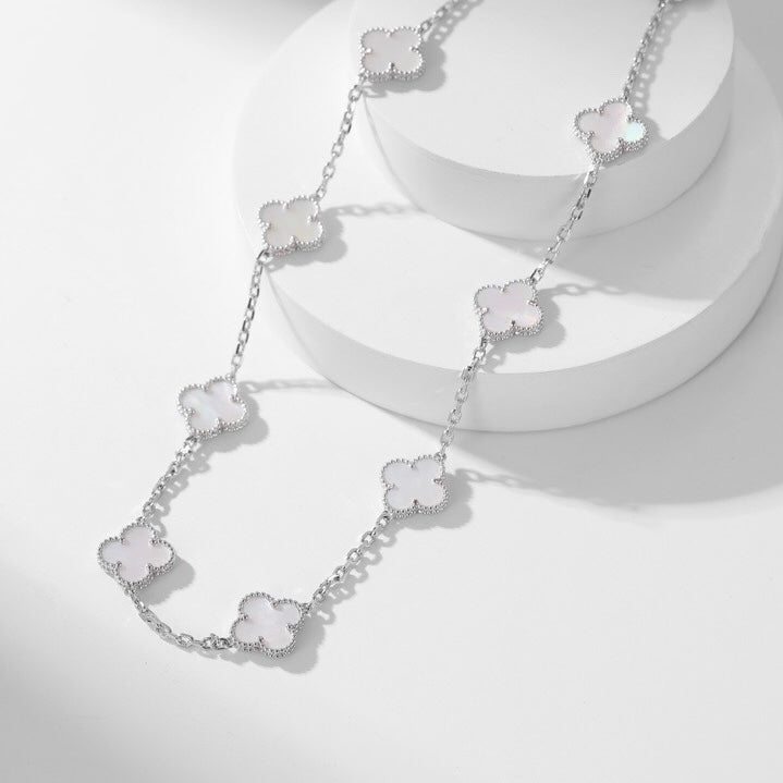 [Garvey ]CLOVER 10 MOTIFS WHITE MOTHER OF PEARL NECKLACE