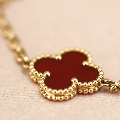 [Garvey ] CLOVER 5 MOTIF RED CORNELIAN BRACELET COLLECTION
