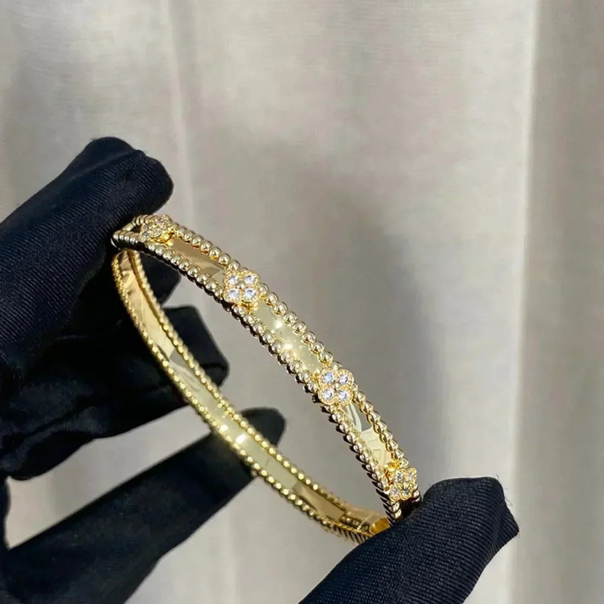 [Garvey ]CLOVER BRACELET 4MM DIAMONDS