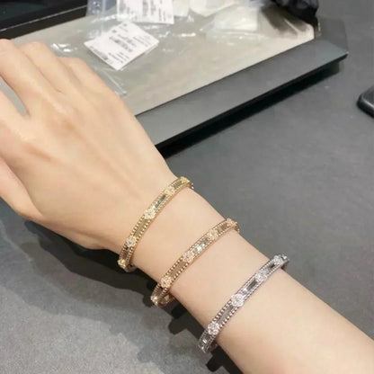 [Garvey ]CLOVER BRACELET 4MM DIAMONDS