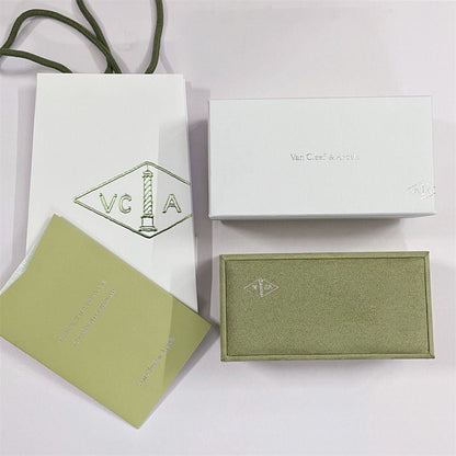 [Garvey ]VA CLOVER BRACELET NECKLACE RING BOX GIFT BAG