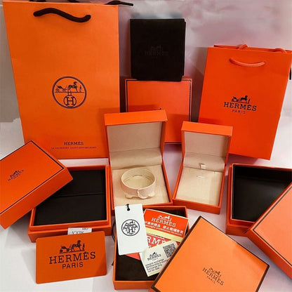 [Garvey ]HM BRACELET NECKLACE RING BOX GIFT BAG