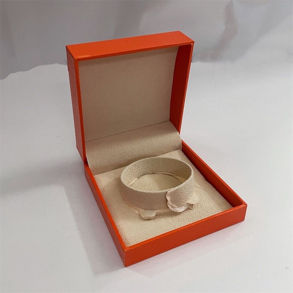 [Garvey ]HM BRACELET NECKLACE RING BOX GIFT BAG