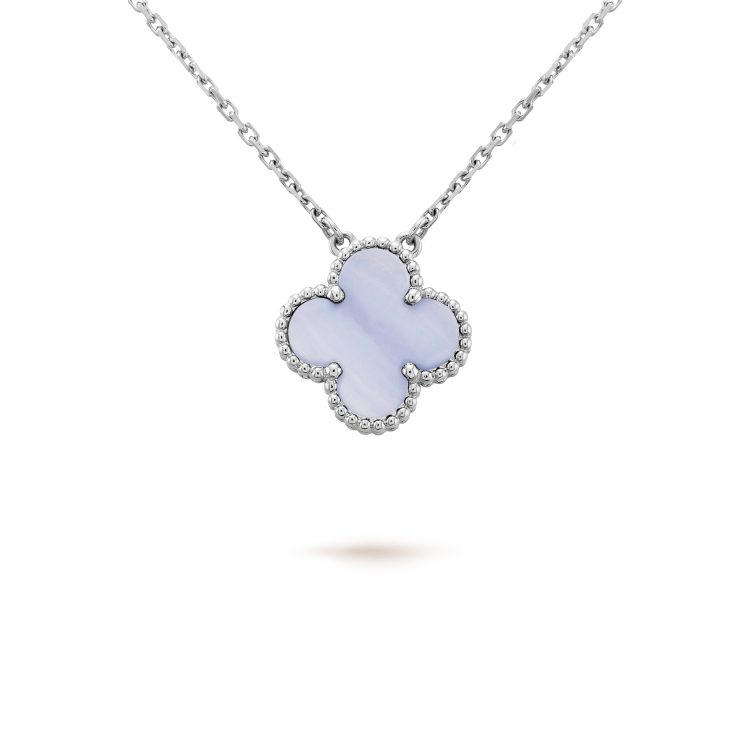 [Garvey ]CLOVER 15MM BLUE CHALCEDONY NECKLACE SILVER