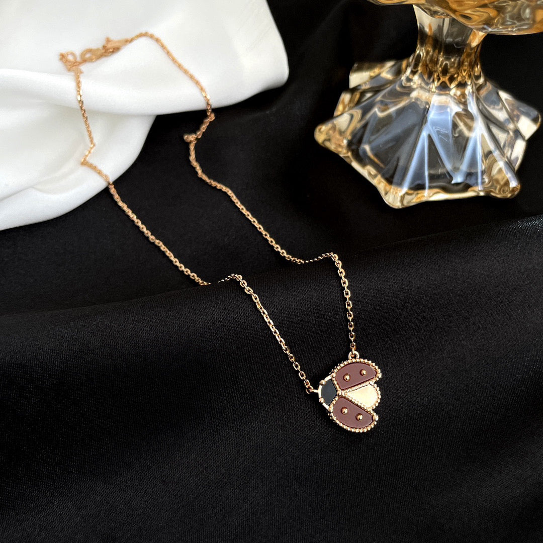 [Garvey ]LUCKY  CARNELIANS LADYBUG NECKLACE