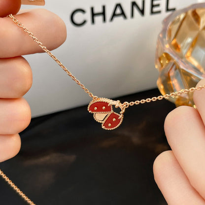 [Garvey ]LUCKY  CARNELIANS LADYBUG NECKLACE