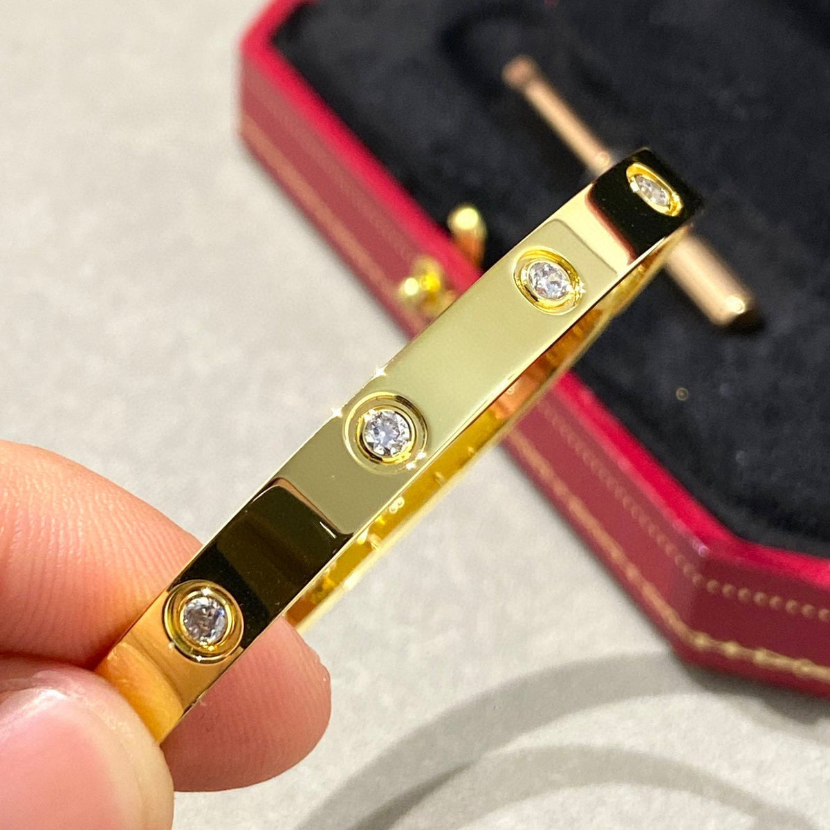 [Garvey ]LOVE BRACELET 6.1MM 10 DIAMONDS