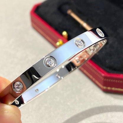 [Garvey ]LOVE BRACELET 6.1MM 10 DIAMONDS