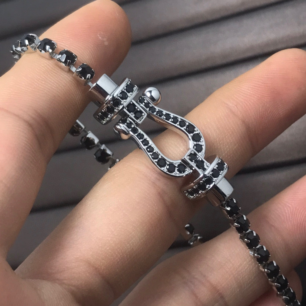 [Garvey ]FORCE  LARGE HORSESHOE FULL DIAMOND TENNIS BRACELET