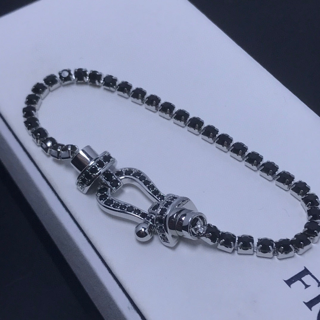 [Garvey ]FORCE  LARGE HORSESHOE FULL DIAMOND TENNIS BRACELET