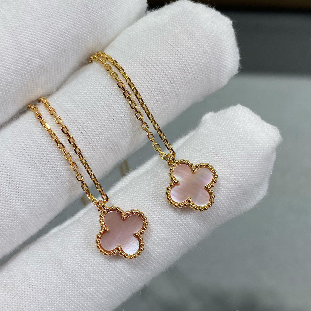 [Garvey ]CLOVER 15MM PINK MOTHER-OF-PEARL SINGLE FLOWER NECKLACE