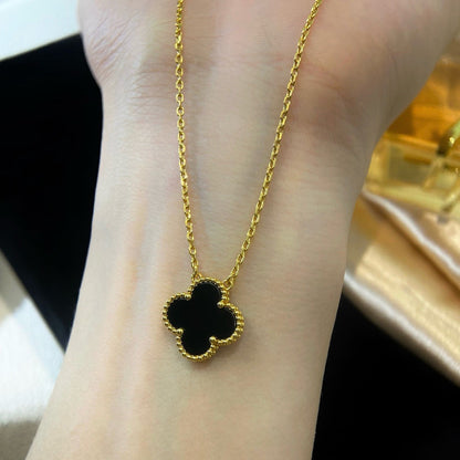 [Garvey ]CLOVER 15MM BLACK ONYX SINGLE FLOWER NECKLACE