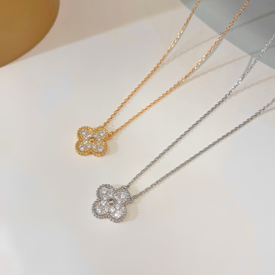 [Garvey ]CLOVER 15MM DIAMOND SINGLE FLOWER NECKLACE
