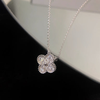 [Garvey ]CLOVER 15MM DIAMOND SINGLE FLOWER NECKLACE