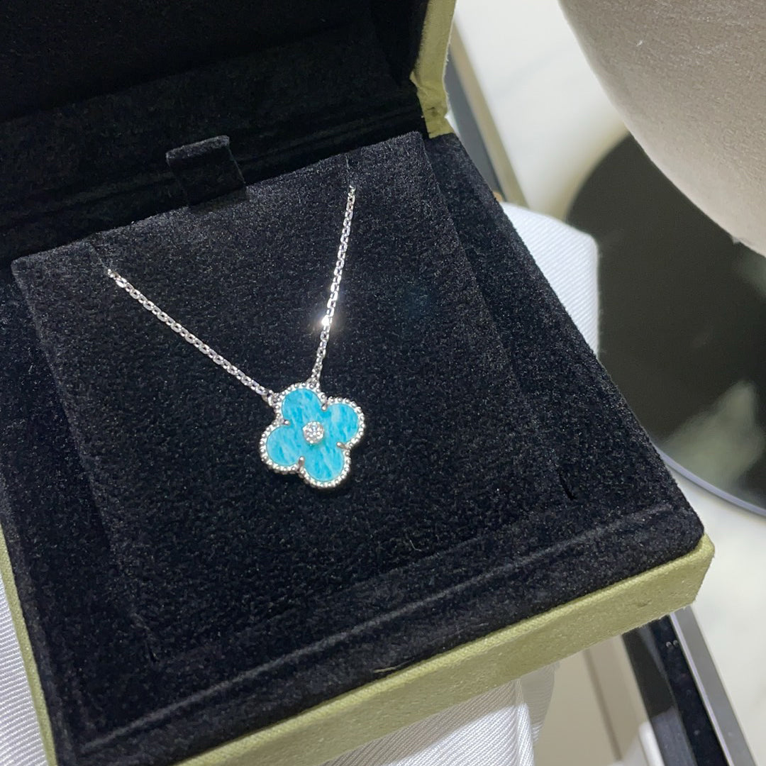 [Garvey ]CLOVER 15MM DIAMOND SVRES PORCELAIN  NECKLACE SILVER