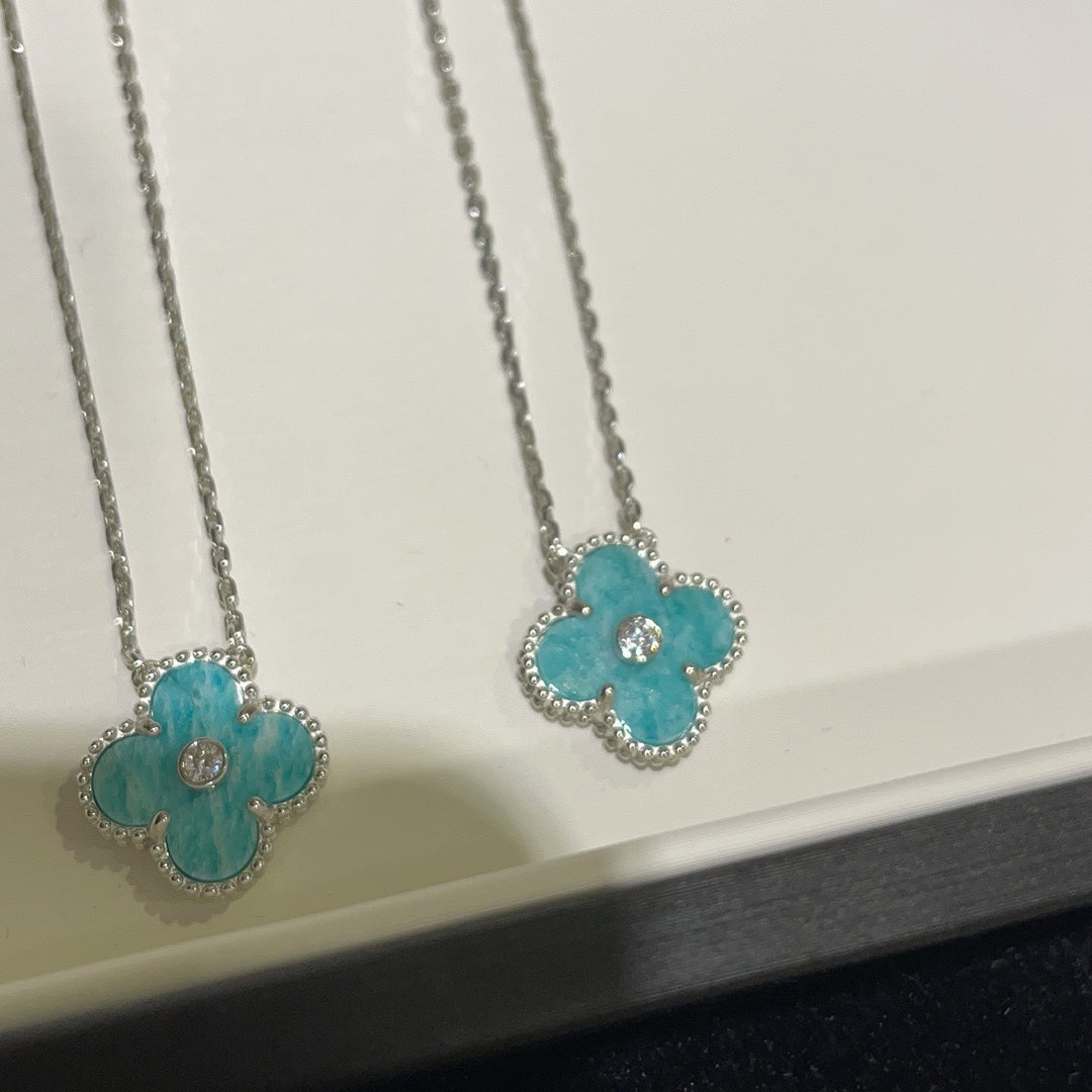 [Garvey ]CLOVER 15MM DIAMOND SVRES PORCELAIN  NECKLACE SILVER