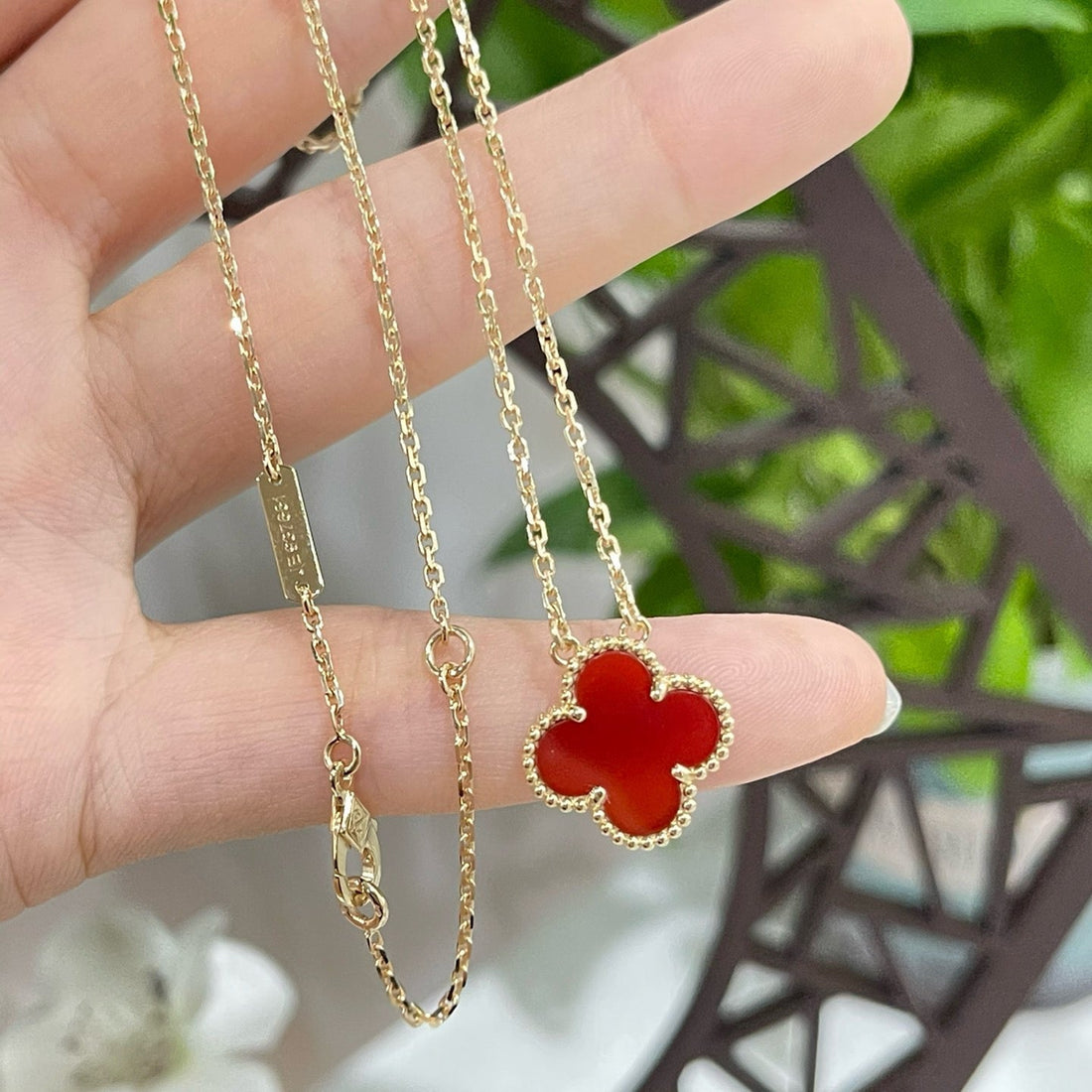 [Garvey ]CLOVER 15MM CARNELIAN SINGLE FLOWER NECKLACE