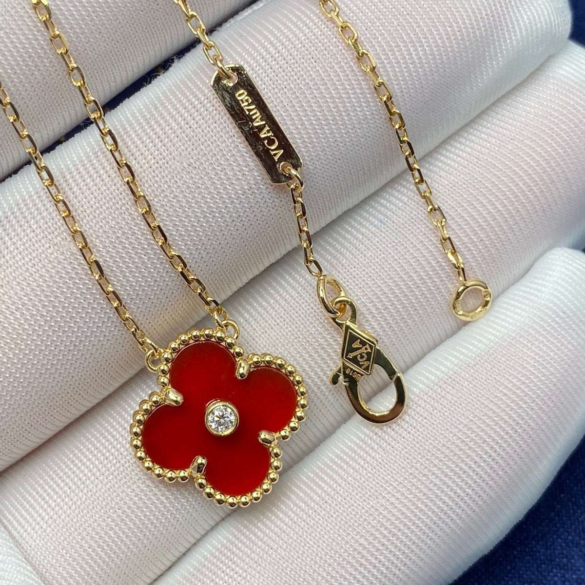 [Garvey ]CLOVER 15MM DIAMOND CARNELIAN NECKLACE