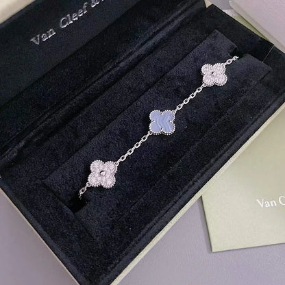[Garvey ] CLOVER 5 MOTIF PURPLE CHALCEDONY BRACELET COLLECTION