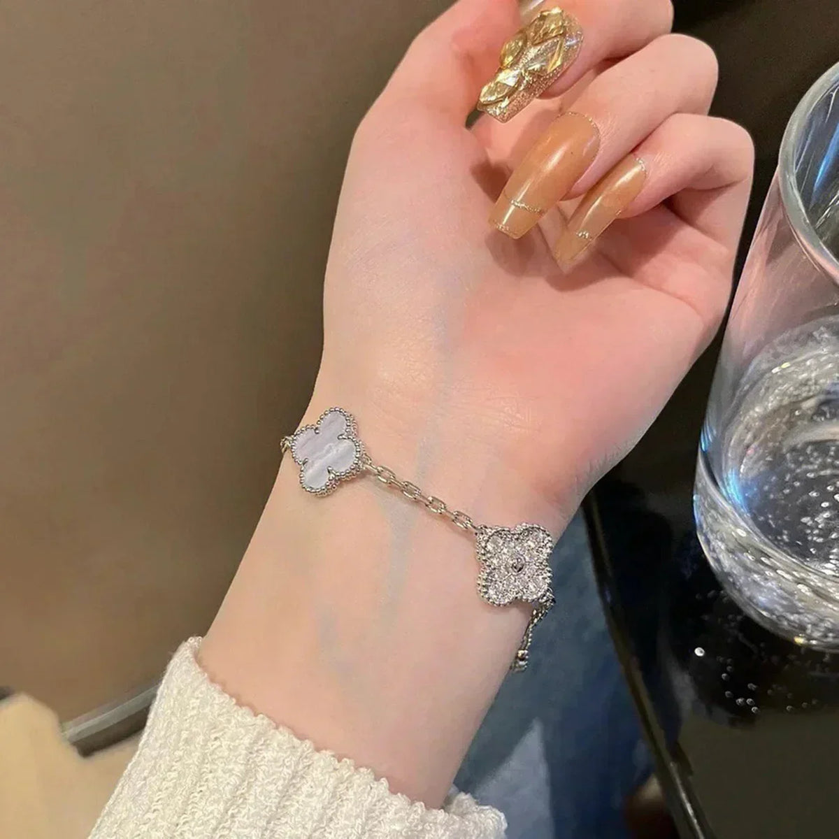 [Garvey ] CLOVER 5 MOTIF PURPLE CHALCEDONY BRACELET COLLECTION