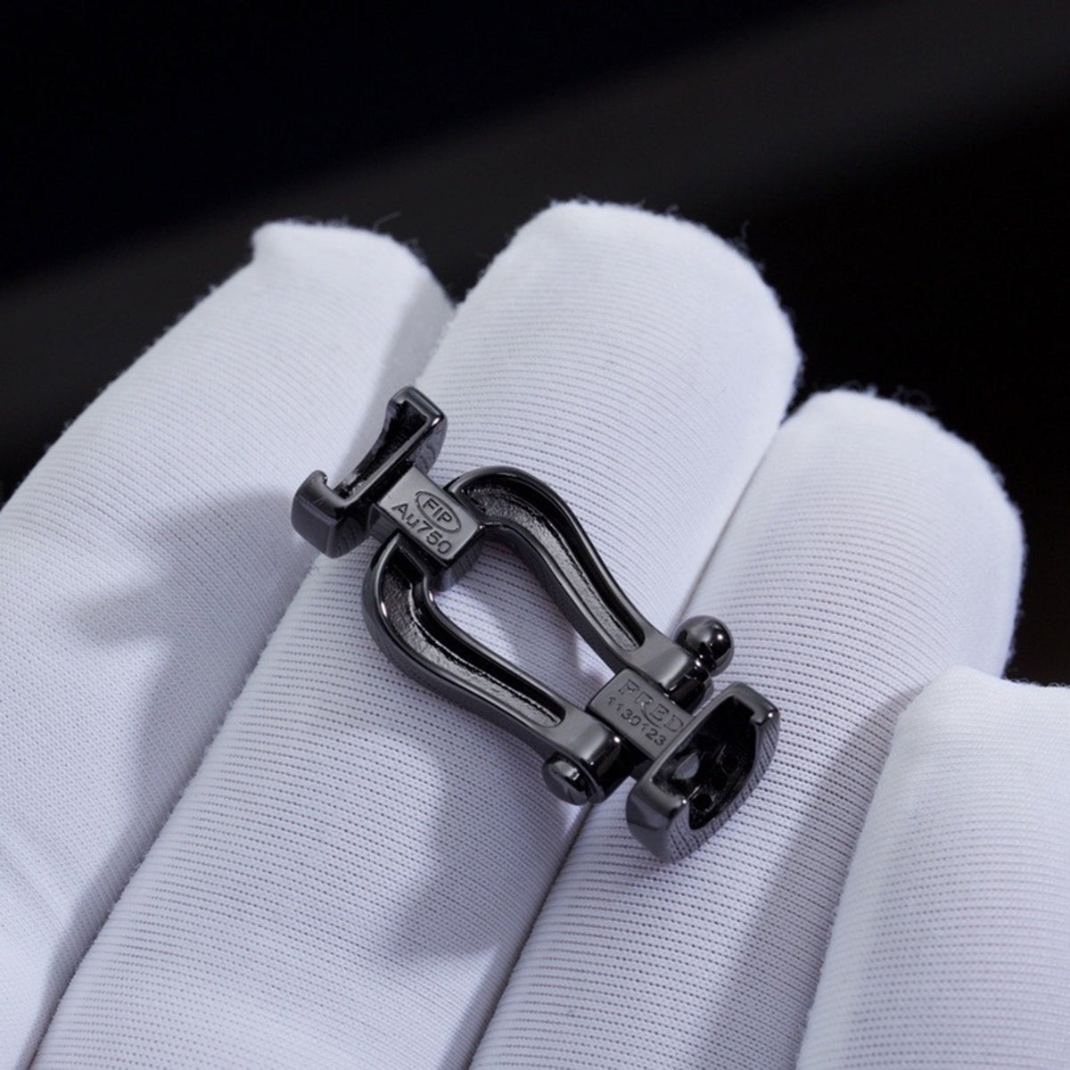 [Garvey ]FORCE LARGE SERIES HORSESHOE BLACK SAMURAI BRACELET