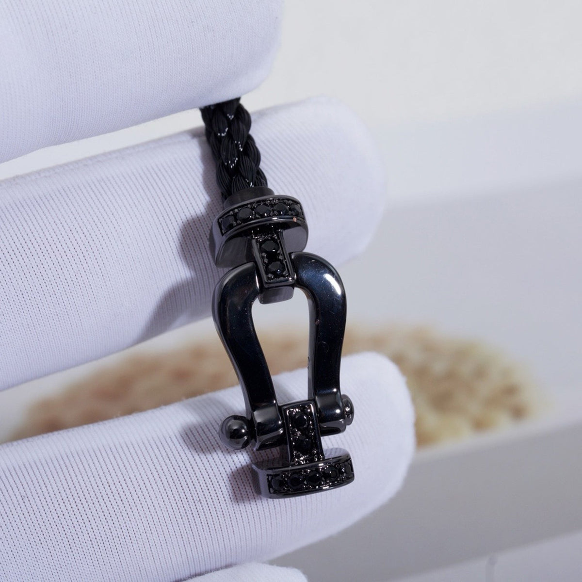 [Garvey ]FORCE LARGE SERIES HORSESHOE BLACK SAMURAI BRACELET
